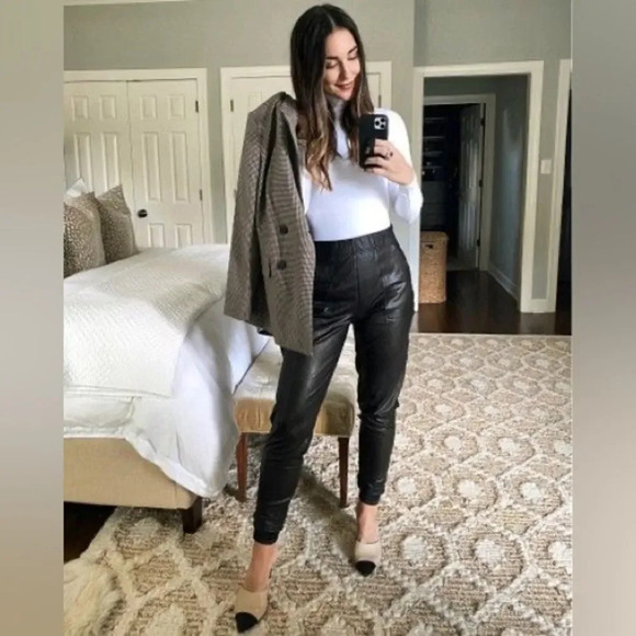 Spanx Leather Like Joggers size XS - Picture 13 of 13